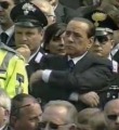 Letta e Bertolaso al telefono: un posto in prima fila per Berlusconi al funerale del terremoto