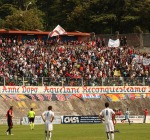 La Curva Sud due anni fa nella semifinale col Prato (foto Cerasoli)