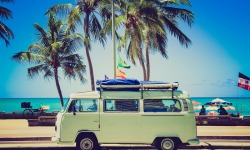 Viaggio in auto: come affrontare un viaggio lungo in macchina d’estate