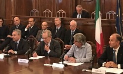 #TerremotoCentroItalia, 1 miliardo a famiglie e imprese per la #ricostruzione - #ProtezioneCivile