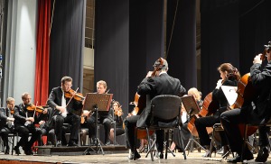 Gli archi dell'Orchestra Sinfonica Abruzzese sabato 17 novembre al ridotto del Teatro Comunale