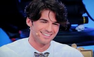 Uomini e Donne: lunedi la scelta di Andrea Offredi