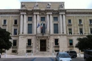 Vertenza ex precari Provincia di Pescara, la Corte d'appello dell'Aquila dimezza mensilità dovute