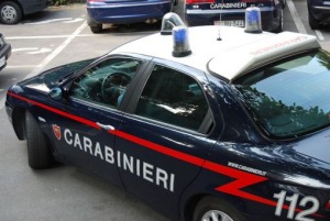 Alba Adriatica: rapinano supermercato, due zingare in manette