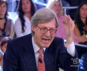 ''Aquilani piagnoni'': il baby-pensionato Sgarbi si esibisce nella ripresa deju lattaro