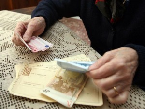 Truffava anziani, arrestata pregiudicata aquilana