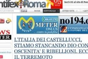Terremoto Emilia: per un blog cattolico la colpa è di Crozza che imita il Papa...
