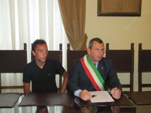 A Pescara la premiazione del campione di ciclismo Matteo Rabot