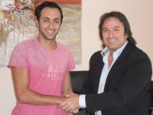 Ciotola con il presidente Chiodi all' atto della firma