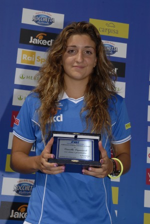 L'aquilana Camilla Capannolo nuova campionessa italiana di nuoto