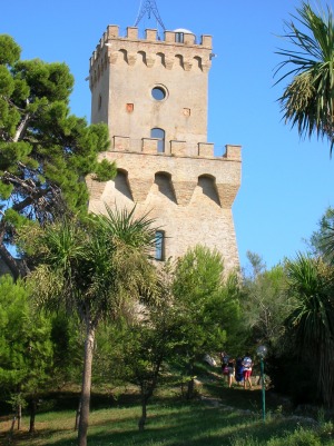 Torre del Cerrano, musica all'alba e cooking show