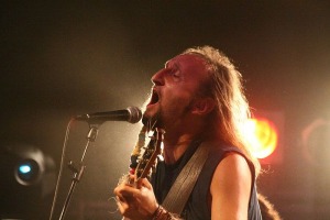 Bandabardò questa sera in concerto a Rocca di Mezzo