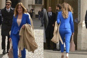 Maria Elena Boschi sexy: non giudicate le mie forme Maria Elena Boschi sexy: non giudicate le mie forme