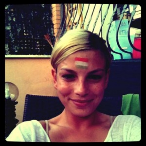 Emma Marrone e la bandiera italiana sbagliata