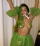 Halloween 2012: Lady Gaga seminuda, si copre di sola �erba�