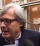 Sgarbi benedice Renzi "Sia presidente del Consiglio. Il Pdl? Ha Alfano che &egrave; un minerale"