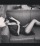 Rihanna ancora seminuda sul divano, le foto di Instagram