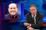 Jon Stewart incredulo, "Quanto ha preso Berlusconi? Mi prendete per il c****?"
