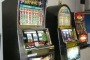 Rubano furgone e rapinano bar delle slot machine