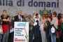 Geremia Mancini conduce i lavori manifestazione Ugl del Primo Maggio a Verona