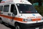Giovane operaio si trancia due dita spostando un carrello
