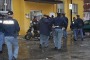 Rubano in casa, fuggono e si nascondono sotto letto del vicino, arrestate