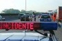 Incidenti, Bus Arpa travolge auto abbandonata su A24, 4 feriti
