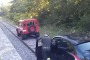 Si Ribalta con l'Auto e Finisce sui Binari. Tragedia Sfiorata nell'Aquilano