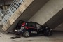 Cavalcavia crolla su auto dei Carabinieri nel cuneese, salvi i due militari