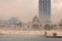 Tempesta di sabbia sulla spiaggia di Barcellona