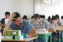 Maturità, bufale sul web. Alla prima prova Montale, i giovani e la crisi