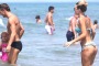 Ilari Blasi in bikini mostra qualche piccola imperfezione