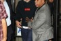 Robert Pattinson devastato dal tradimento di Kristen Stewart passa le serate inebriato dall'alcohol