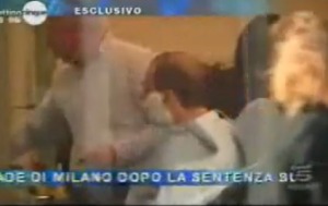 Video shock: il giudice Mesiano è andato dal barbiere!