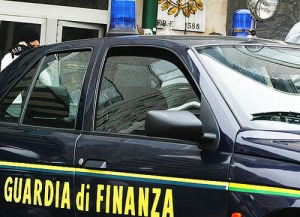 Truffe immobiliari e riciclaggio di denaro sporco: sequestri e denunce a L'Aquila   