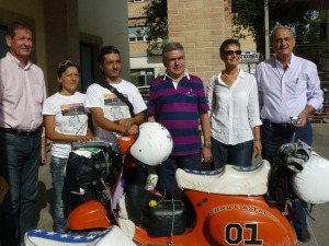 150 Italia: in Vespa per fraternit&agrave;, arriva in Abruzzo l'avventura di una coppia marchigiana  