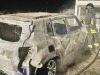 città sotto shock auto della sindaca distrutta in un incendio doloso
