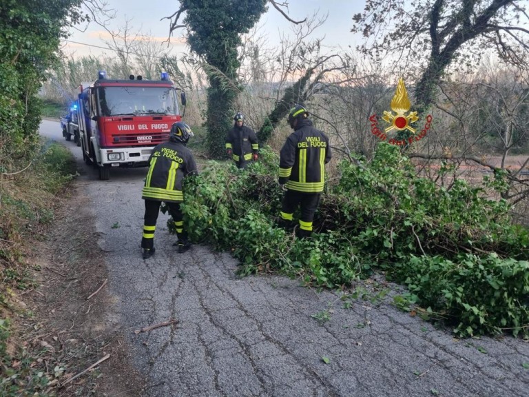 Maglietta Uomo Unibly '24/7 Vigili Del Fuoco': 100% Cotone, Stampata In Germania, Idea Regalo Per Pompieri