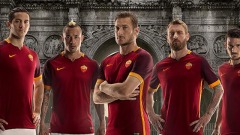 Divisa ASRoma 2015-16 _ foto da twitter @OfficialASRoma