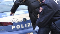 Furto, polizia arresta due giovani