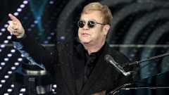 Sanremo2016, Elton John sul palco dell'Ariston