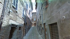 Urbino, Via delle Stallacce - foto da street View