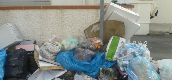 Discarica a cielo aperto a Villa Rosa di Martinsicuro