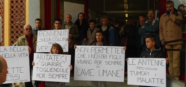 Protesta antenne San Silvestro