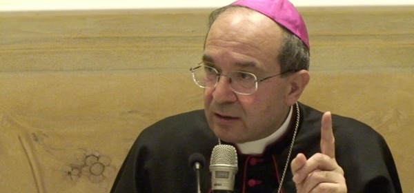 Monsignor Petrocchi, Arcivescovo dell'Aquila 