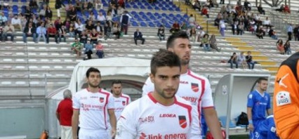 Mirko Petrella, con la maglia del Diavolo