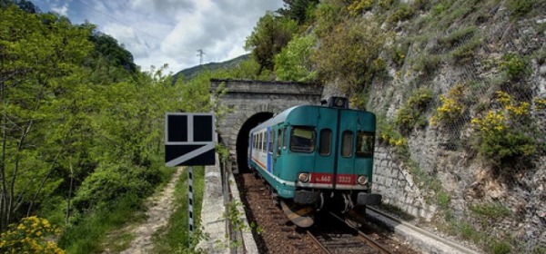 Ferrovia