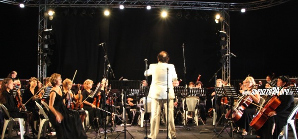 Grande Orchestra Sinfonica del Direttore Leonardo Quadrini