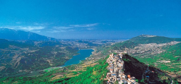 lago di bomba