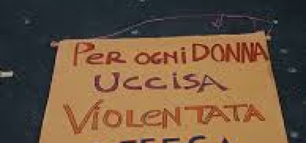 Slogan contro violenza donne